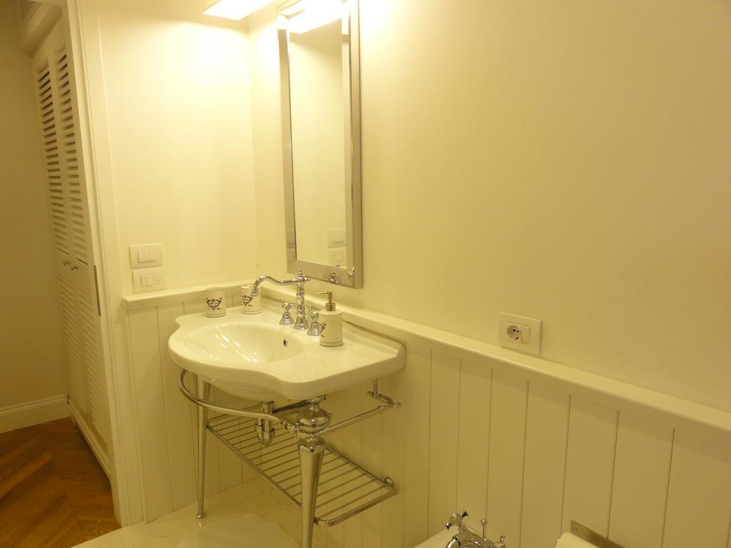 Corso In Florence Apartment Bilik gambar